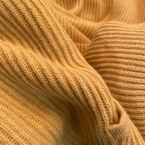 J. Crew Summer 2021 Ribbed Cotton-Cashmere Hoodie - Picture 2 of 8